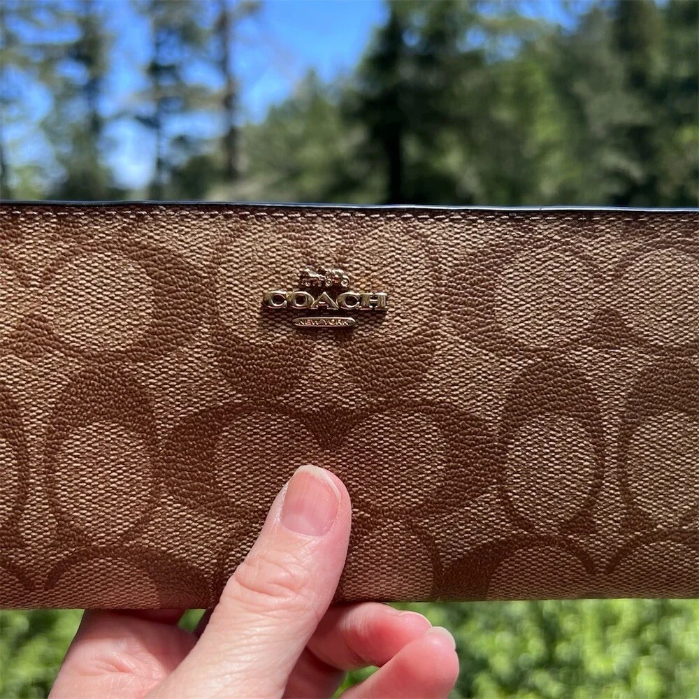COACH Bifold Wallet Signature Canvas Khaki/Black with Gold Hardware AUTHENTIC